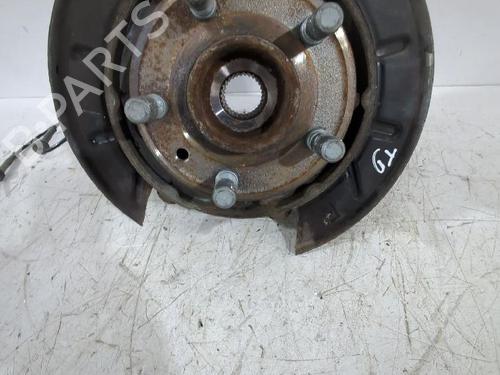 Used Right rear steering knuckle LAND ROVER FREELANDER 2 (L359) 2.2 TD4 4x4 (160 hp) 31565224