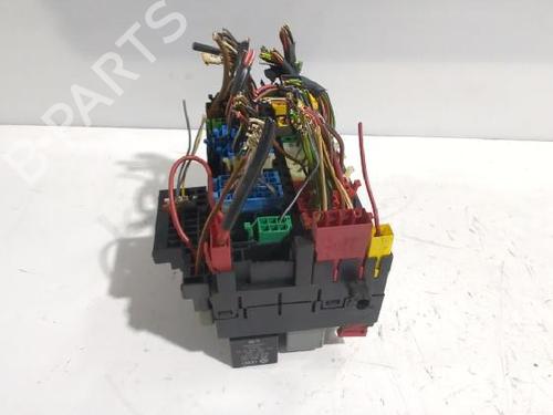 Fuse box VW GOLF V (1K1) 2.0 FSI | BP32463307E1
