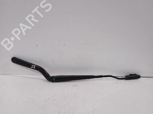 Front windshield wiper arm SMART FORFOUR Hatchback (453) electric drive / EQ (453.091) | BP32464245C143