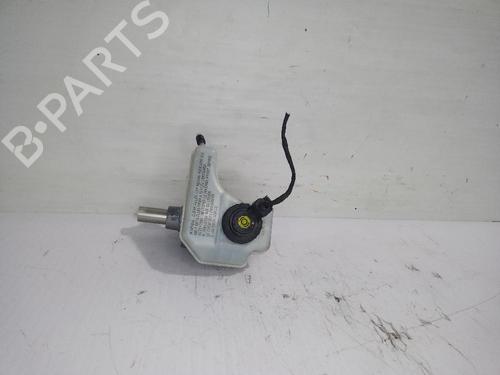 Used Brake master cylinder VW PASSAT B7 (362) 1.6 TDI (105 hp) 31557389