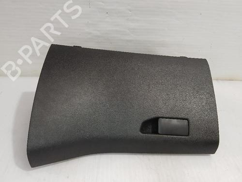 Used Glove box Glove box PEUGEOT 308 SW II (LC_, LJ_, LR_, LX_, L4_) 1.2 THP 110 (110 hp) 31558082 31558082