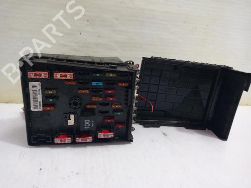 Fuse box VW PASSAT B6 (3C2) 2.0 TDI | BP31559308E1