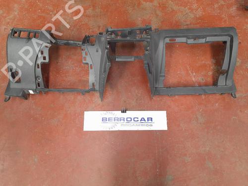 Used Dashboard Dashboard TOYOTA COROLLA Verso (ZER_, ZZE12_, R1_) 2.2 D-4D (AUR10_, AUR10R) (177 hp) 31678641 31678641