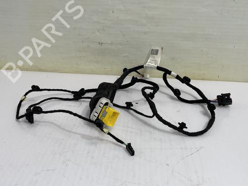 Used Wiring harness Wiring harness 39105452 39105452