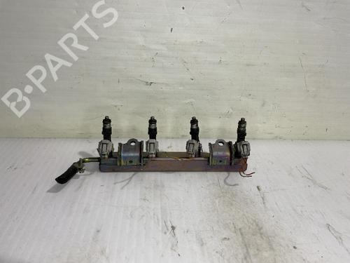 Used Injection rail NISSAN MICRA III (K12) 1.2 LPG (80 hp) 31558625