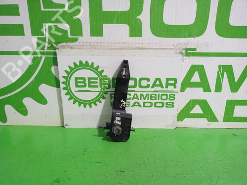 front-left-exterior-door-handle-ford-fiesta-v-jh_-jd_-2001-2002-2003-2004-2005-2006-2007-2008-2009-2010-2011-2012-2013-2014-31552879 main image