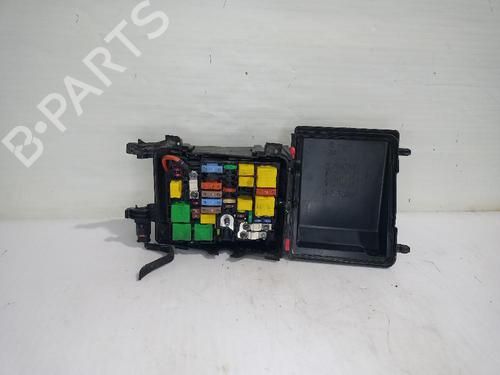 Used Fuse box PEUGEOT 308 SW II (LC_, LJ_, LR_, LX_, L4_) 1.2 THP 110 (110 hp) 31558143
