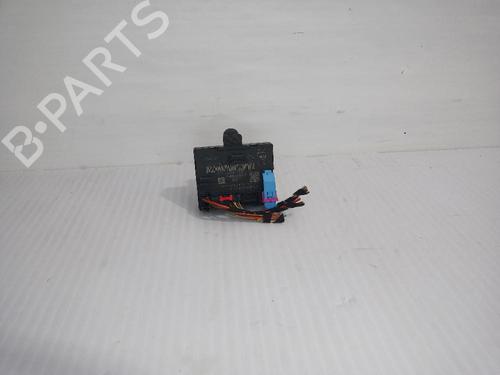 Used Electronic module Electronic module VW TOURAN (5T1) 1.6 TDI (110 hp) 31555627 31555627