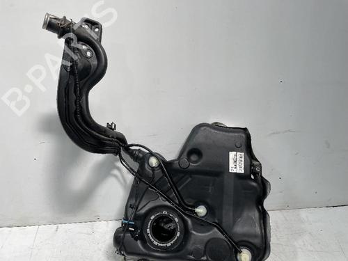 Used Fuel tank SKODA YETI (5L) 1.2 TSI (105 hp) 31560883