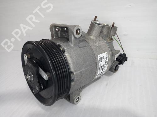 Used AC compressor AC compressor VW TOURAN (5T1) 1.6 TDI (110 hp) 31555654 31555654