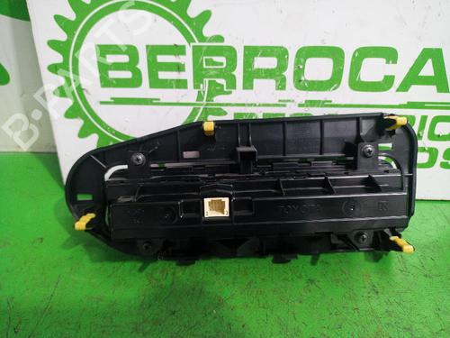 Climate control TOYOTA AURIS (_E18_) 1.2 (NRE185_, NRE185R) | BP31547850I5 - Image 2