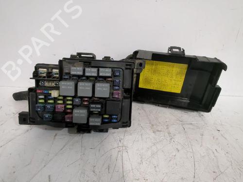 Used Fuse box KIA CARENS III MPV (UN) 2.0 CRDi 140 (140 hp) 31564006