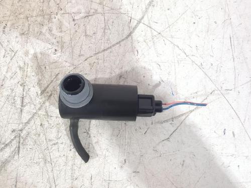 Used Washer pump TOYOTA AURIS (_E15_) 1.6 (ZRE151_, ZRE151R) (124 hp) 31566811