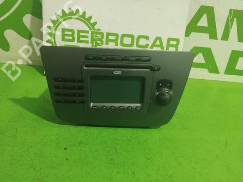 Used Radio Radio SEAT ALTEA XL (5P5, 5P8) 1.9 TDI (105 hp) 31546571 31546571