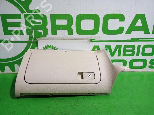 Used Glove box Glove box VW GOLF VI (5K1) 1.6 TDI (105 hp) 31553771 31553771