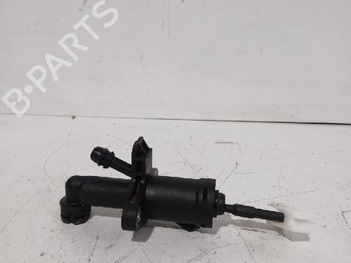 Used Clutch slave cylinder SEAT IBIZA III (6L1) 1.4 TDI (70 hp) 32465076