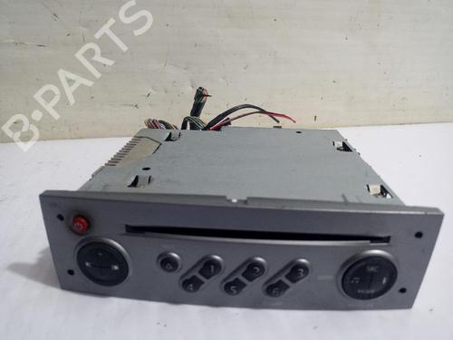 Used Radio RENAULT SCÉNIC II (JM0/1_) [2003-2010]  31677490