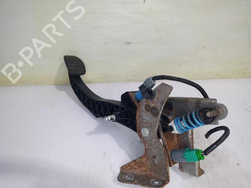 Clutch pedal RENAULT SCÉNIC II (JM0/1_) 1.5 dCi (JM1F) | BP31558794I13