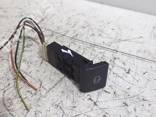 Used Switch Switch LAND ROVER FREELANDER I (L314) 2.0 Td4 4x4 (109 hp) 32978011 32978011