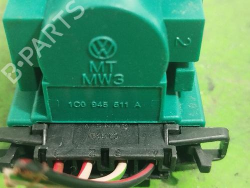 Switch VW GOLF V (1K1) 1.9 TDI | BP31546397I30 - Image 2
