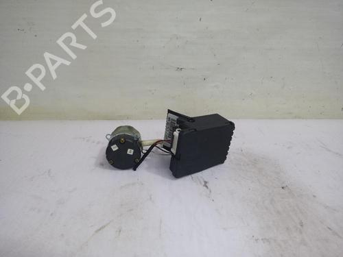 Compressor do fecho central MERCEDES-BENZ A-CLASS (W168) [1997-2005]  31677381