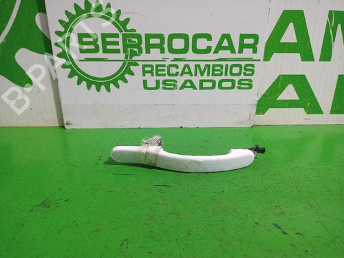 Used Front right exterior door handle Front right exterior door handle FORD FIESTA V (JH_, JD_) 1.4 TDCi (68 hp) 31552888 31552888