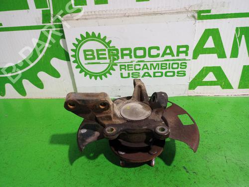 Used Left front steering knuckle NISSAN SERENA (C23) 2.3 D (75 hp) 31553271