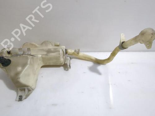Used Windscreen washer tank VW PHAETON (3D1, 3D2, 3D3, 3D4, 3D6, 3D7, 3D8, 3D9) 3.0 V6 TDI 4motion (240 hp) 31567387