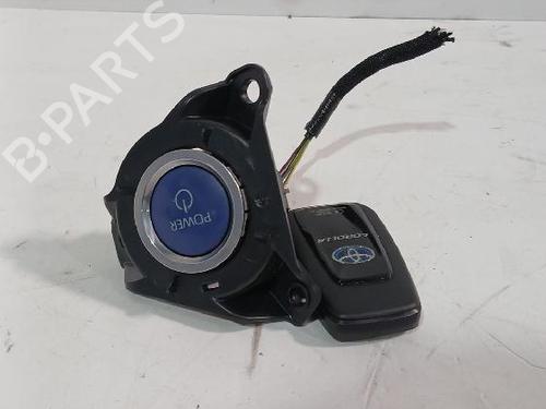 Used Ignition barrel Ignition barrel TOYOTA COROLLA Hatchback (_E21_, _EA1_, _EH1_) 1.8 VVTi Hybrid (ZWE219) (140 hp) 31567718 31567718