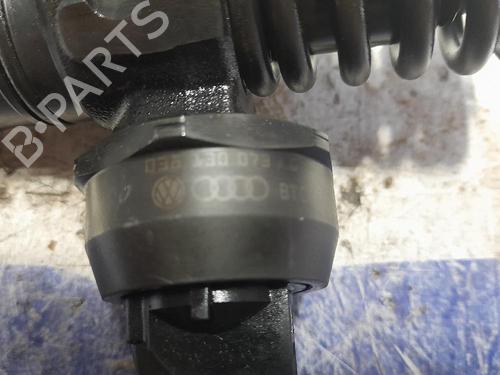 Injector VW GOLF V (1K1) 1.9 TDI | BP31570704M100 - Image 3
