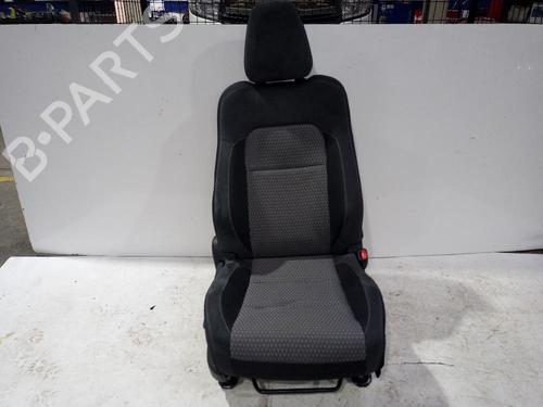 Sæde højre fortil TOYOTA AURIS (_E18_) 1.8 Hybrid (ZWE186_, ZWE186R) (136 hp) 31554745