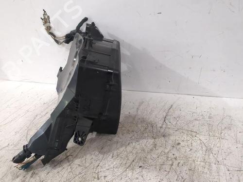 Fuse box TOYOTA AURIS (_E15_) 1.6 (ZRE151_, ZRE151R) | BP31566618E1 