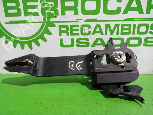 front-right-exterior-door-handle-ford-fiesta-v-jh_-jd_-2001-2002-2003-2004-2005-2006-2007-2008-2009-2010-2011-2012-2013-2014-31550493 main image