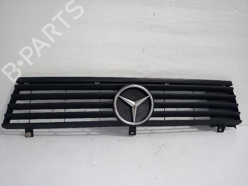 Used Grille MERCEDES-BENZ VITO Van (W638) 112 CDI 2.2 (638.094) (122 hp) 31555388