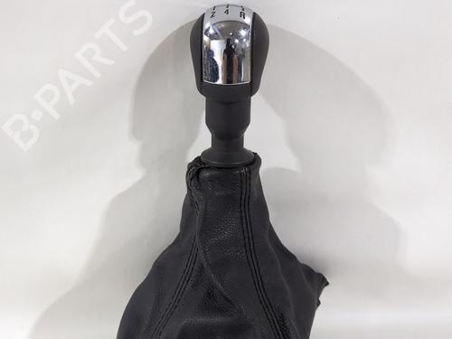 Used Gear lever Gear lever OPEL VECTRA C (Z02) 2.2 DTI 16V (F69) (125 hp) 40183897 40183897