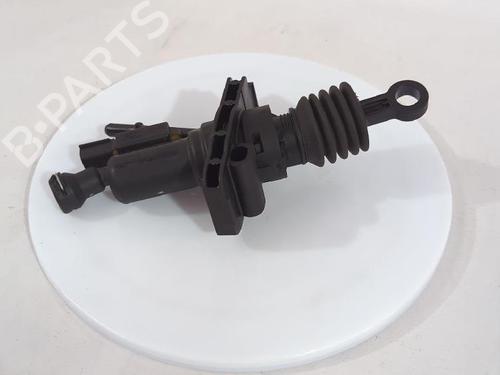 Used Clutch slave cylinder Clutch slave cylinder FORD PUMA (J2K, CF7) 1.0 EcoBoost (125 hp) 34270493 34270493