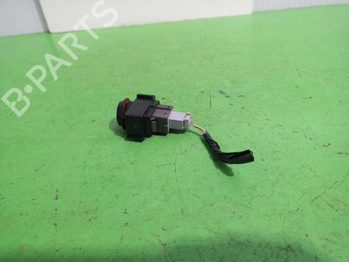Warning switch TOYOTA AURIS (_E18_) 1.8 Hybrid (ZWE186_, ZWE186R) | BP31554496I22 - Image 3
