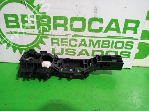 front-right-exterior-door-handle-renault-grand-scenic-ii-jm01_-2004-2005-2006-2007-2008-2009-31549379 main image