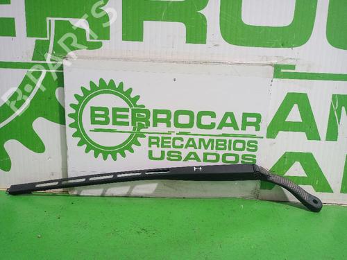 Used Front windshield wiper arm CITROËN C4 I (LC_) [2004-2014]  31675894