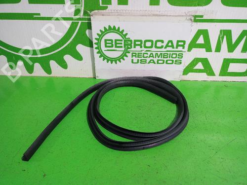 Used Rubber door seal FORD FIESTA V (JH_, JD_) 1.4 TDCi (68 hp) 31552947