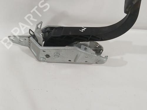 Pedale frizione Pedale frizione OPEL ASTRA G Hatchback (T98) 1.6 16V (F08, F48) (101 hp) 39744010 39744010