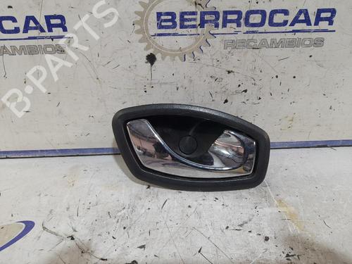 rear-right-interior-door-handle-renault-megane-iv-grandtour-k9amn_-2016-31540472 main image