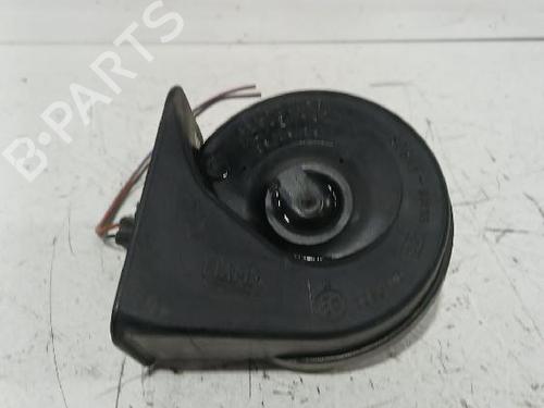 horn-ford-focus-ii-saloon-db_-fch-dh-2005-33746119 main image