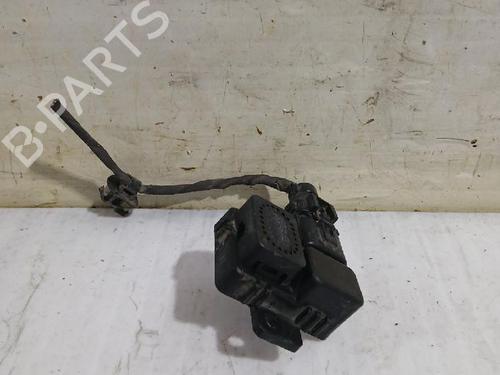 Electronic sensor KIA CARENS III MPV (UN) 2.0 CRDi 140 | BP31564121M84 - Image 3