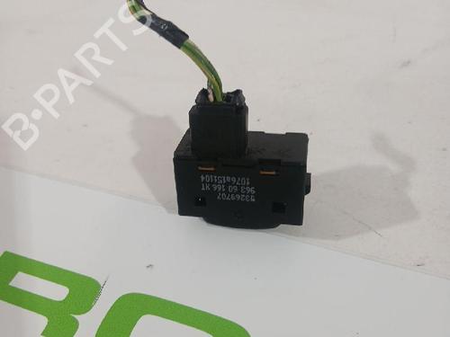 Left rear window switch PEUGEOT 407 (6D_) 1.6 HDi 110 (6D9HZC, 6D9HYC) | BP32462445I29