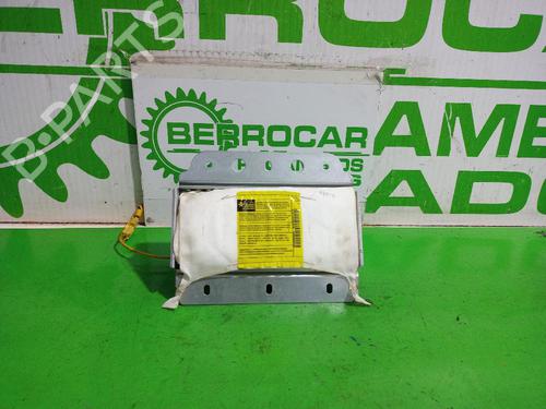 Used Passenger airbag KIA SORENTO I (JC) 2.5 CRDi (170 hp) 31551687