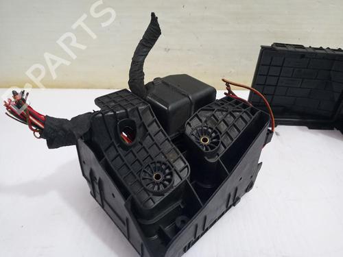 Fuse box VW PASSAT B6 (3C2) 2.0 TDI | BP31559308E1
