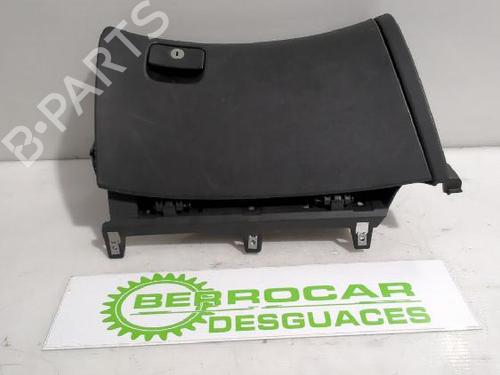 Handskerum HYUNDAI i30 (FD) 1.6 CRDi (90 hp) 31567028