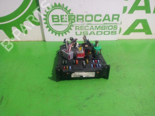 Used Fuse box Fuse box CITROËN C3 I (FC_, FN_) [2002-2013] 31675612 31675612