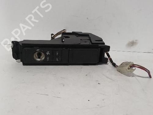 Commutateur AUDI A4 B6 (8E2) 1.9 TDI (130 hp) 31568109